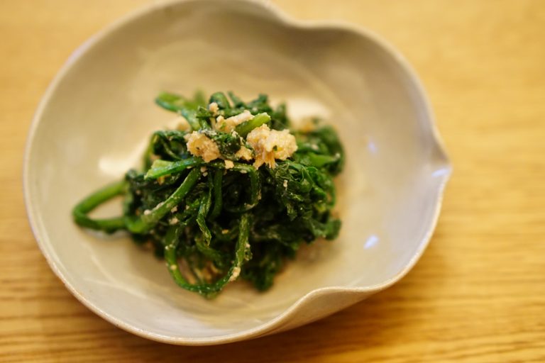 Chrysanthemum Greens With Walnut Dressing